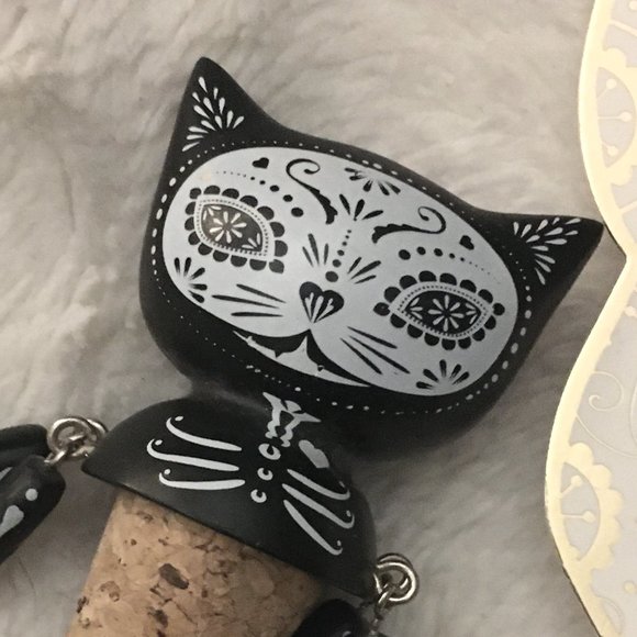Day of the Dead Halloween Kitty Cat Potion Bottle Stopper - Picture 5 of 5